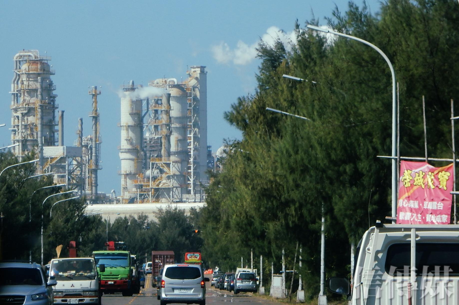 付美元、收台幣台塑、統一、大成等台幣升值概念股轉強| 信傳媒