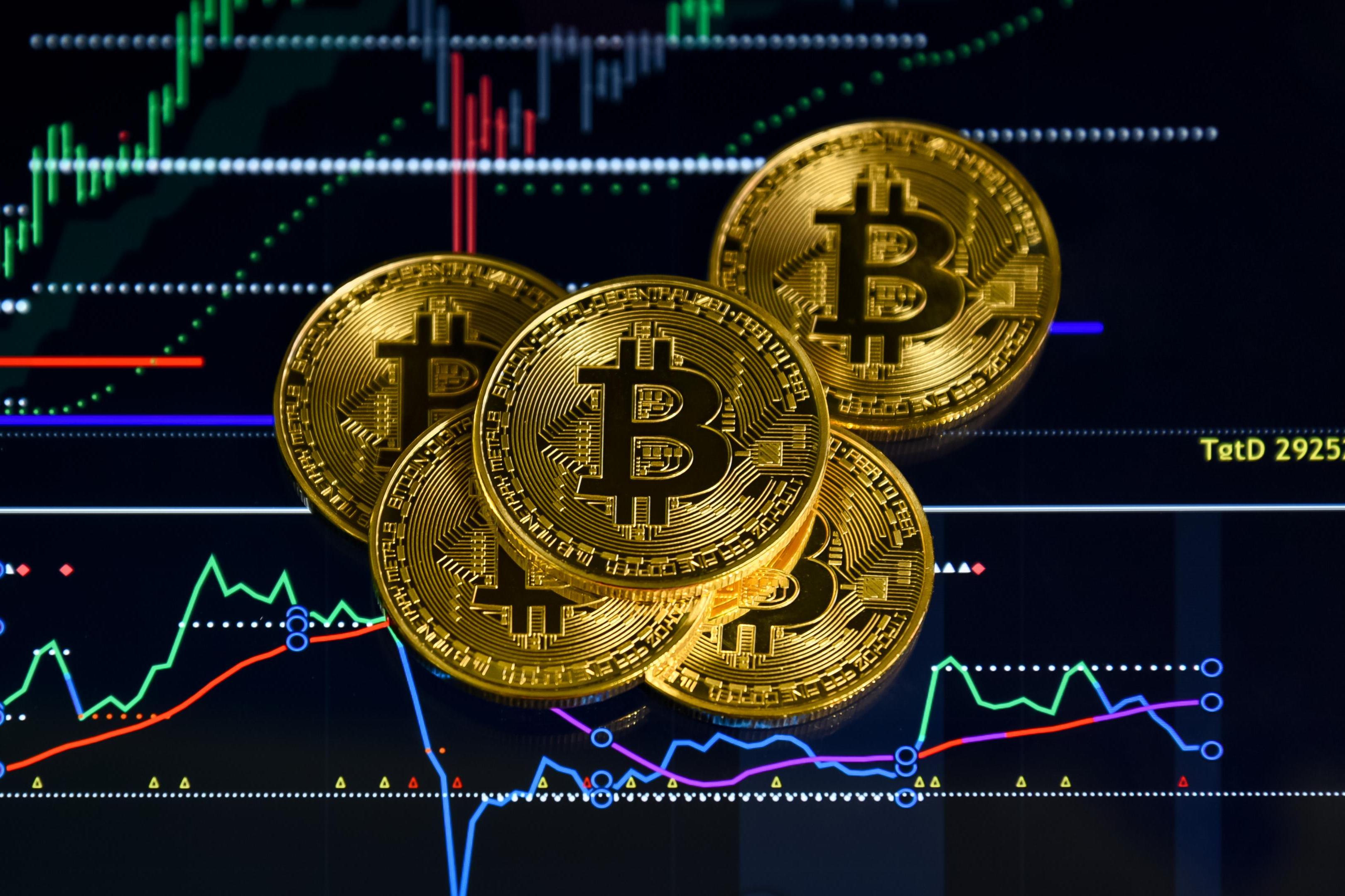 比特幣回來了！睽違3個月重回10萬美元國際金價在3300美元關卡整理| 信傳媒