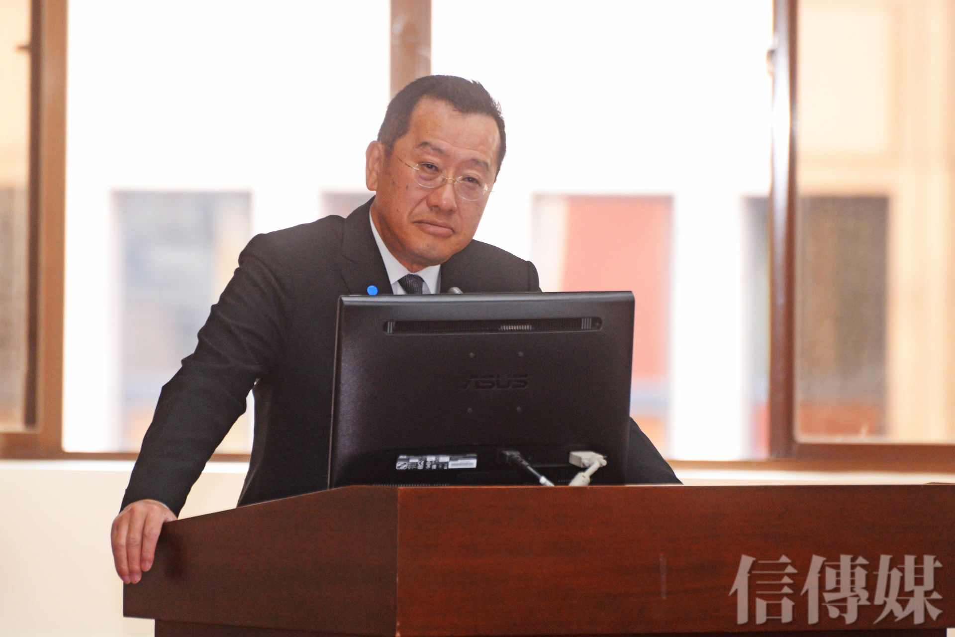 顧立雄喊話「禁空令」已備好一旦派上用場救市真能有效果嗎？ | 信傳媒