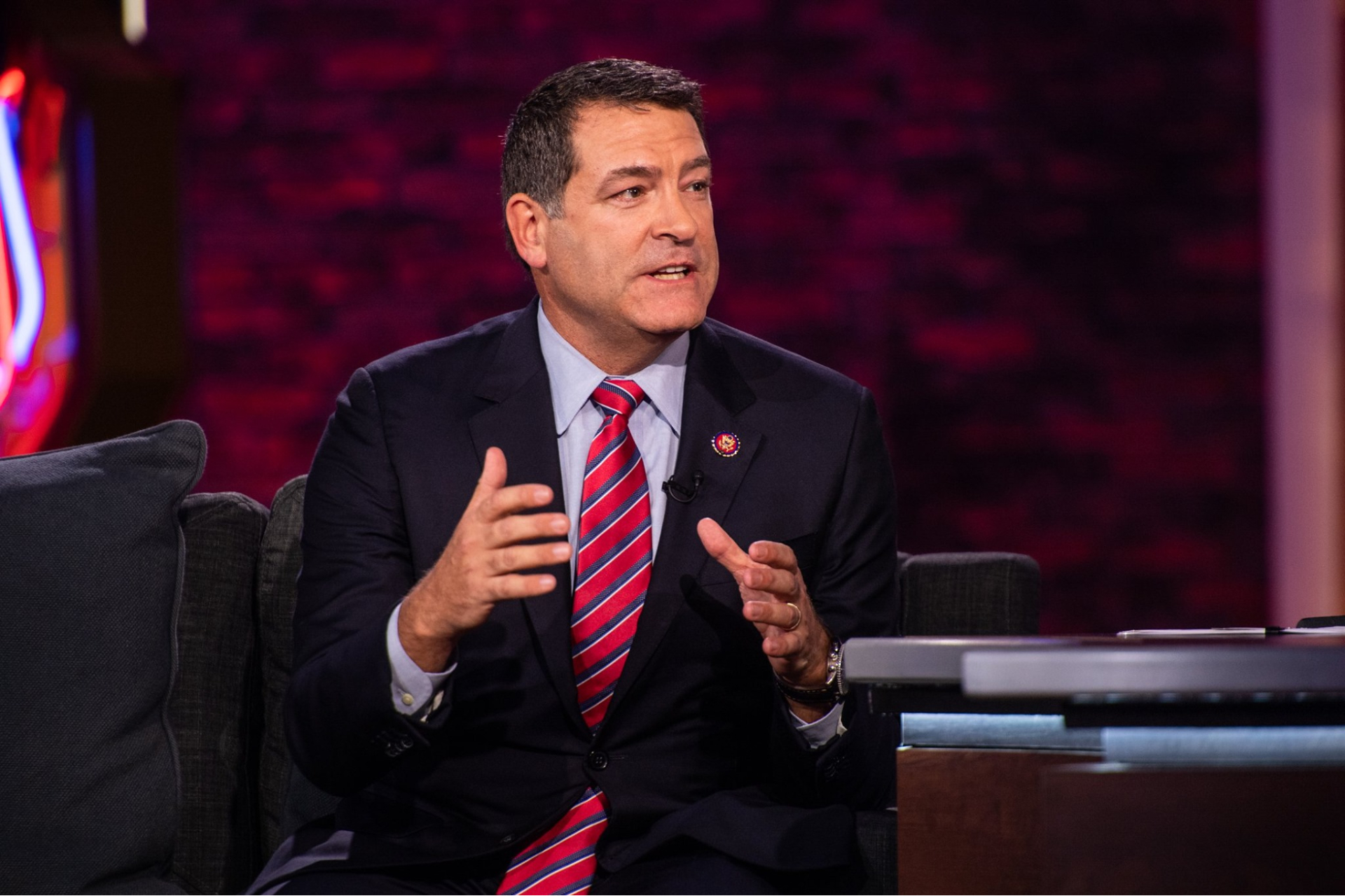 美眾議員贊成為美企「脫中」搬家費買單提議用貿易戰關稅收入支付| 信傳媒