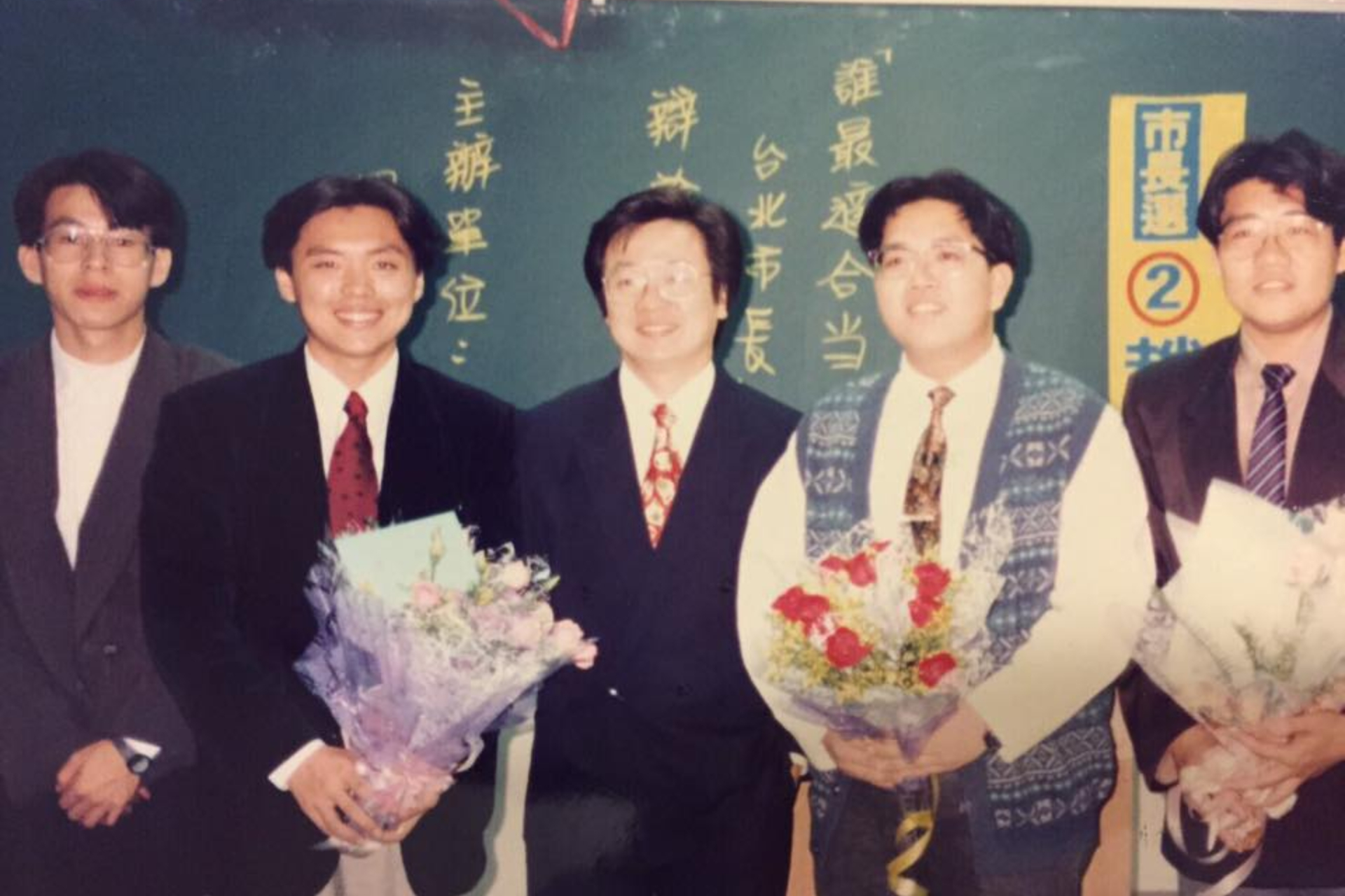 [問卦] 辯論社團中得過最佳辯士的名人有誰？