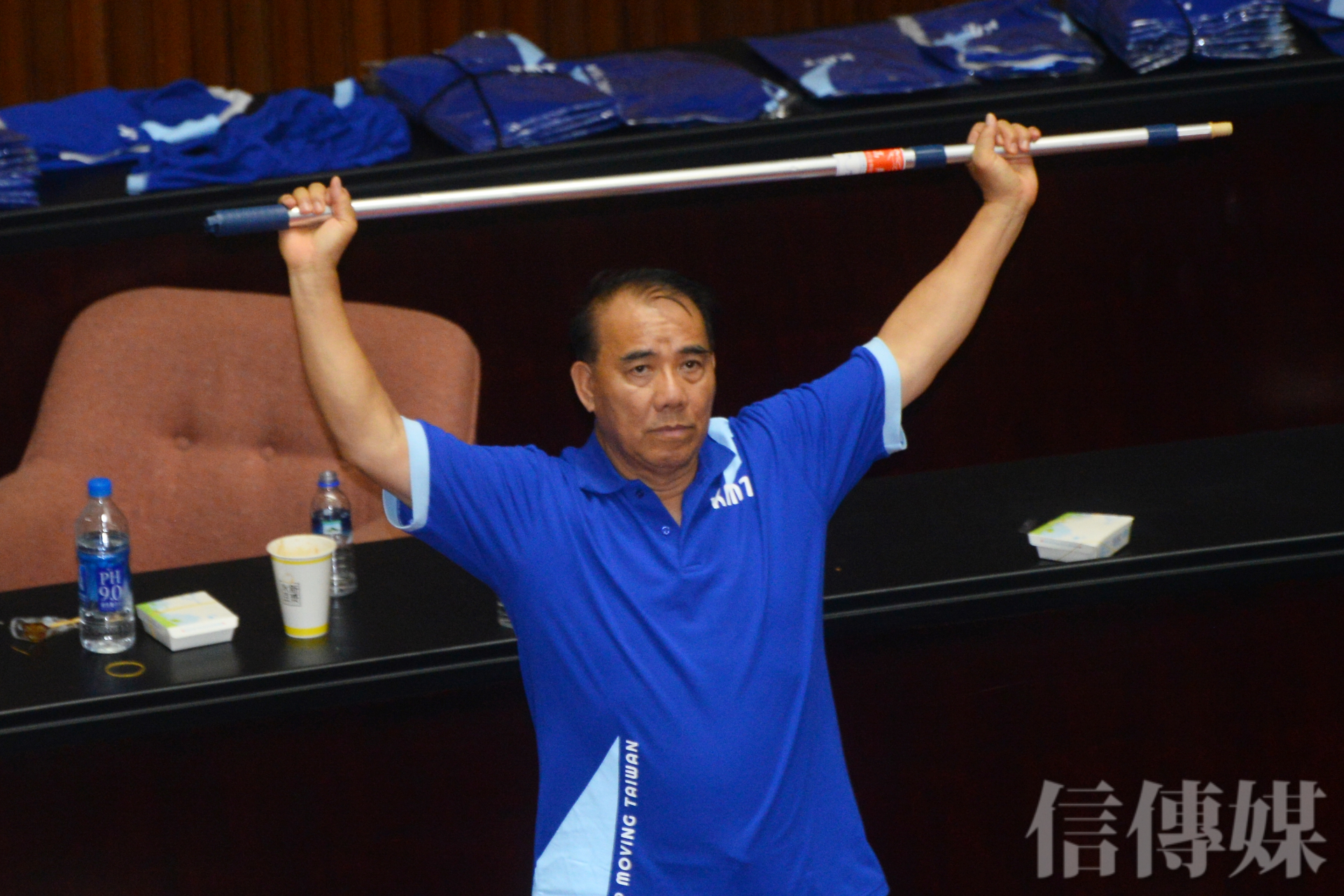 立院風暴》為何涉貪被告多辯稱「借貸」？律師揭貪污定罪法律關鍵| 信傳媒