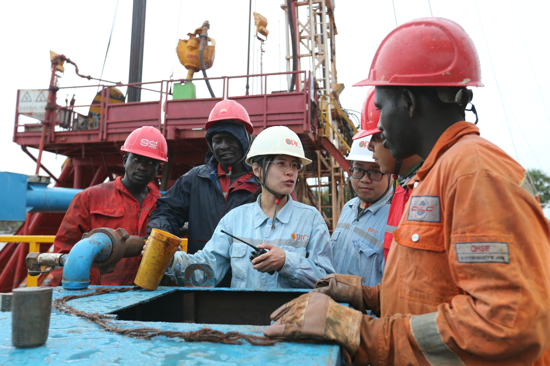 前進非洲14年中油挖出第一桶油「自己的油」 預計12月初抵台| 信傳媒