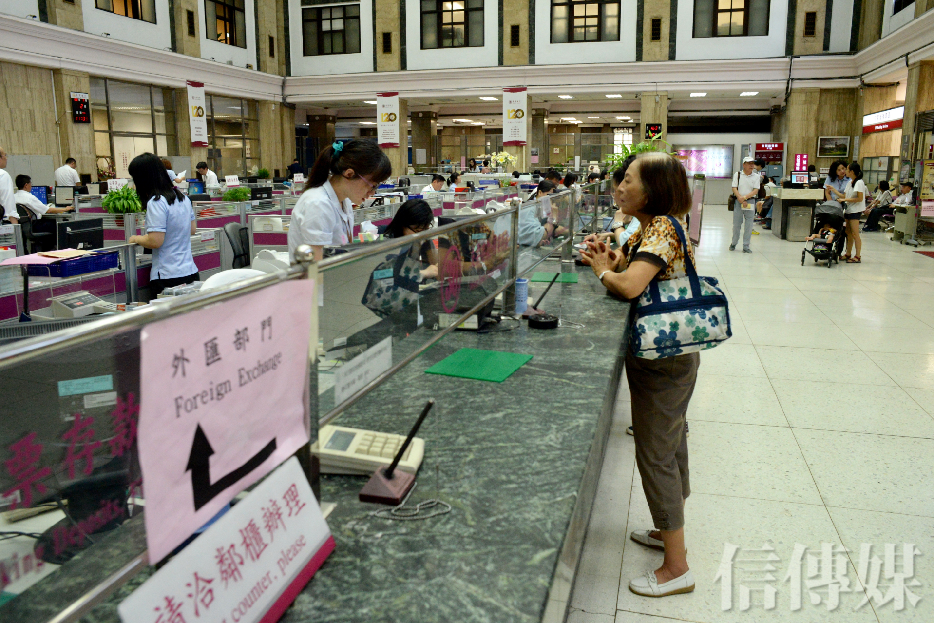 美元指數創20年新高》美元獨強走勢至少到第2季現在還適合布局美元嗎？ | 信傳媒