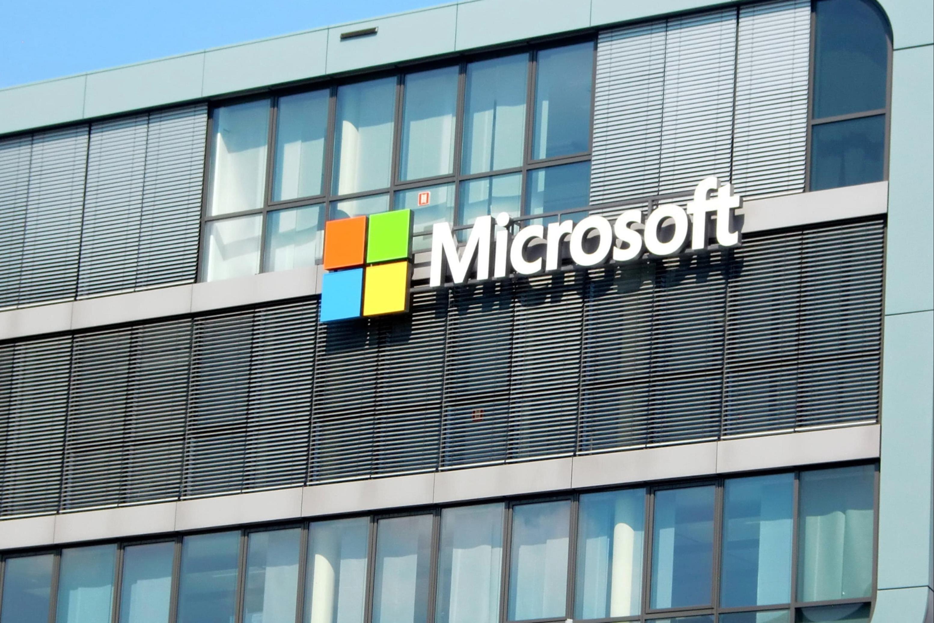 聊天機器人ChatGPT爆紅點燃科技巨頭AI戰AI應用概念股掀漲風| 信傳媒