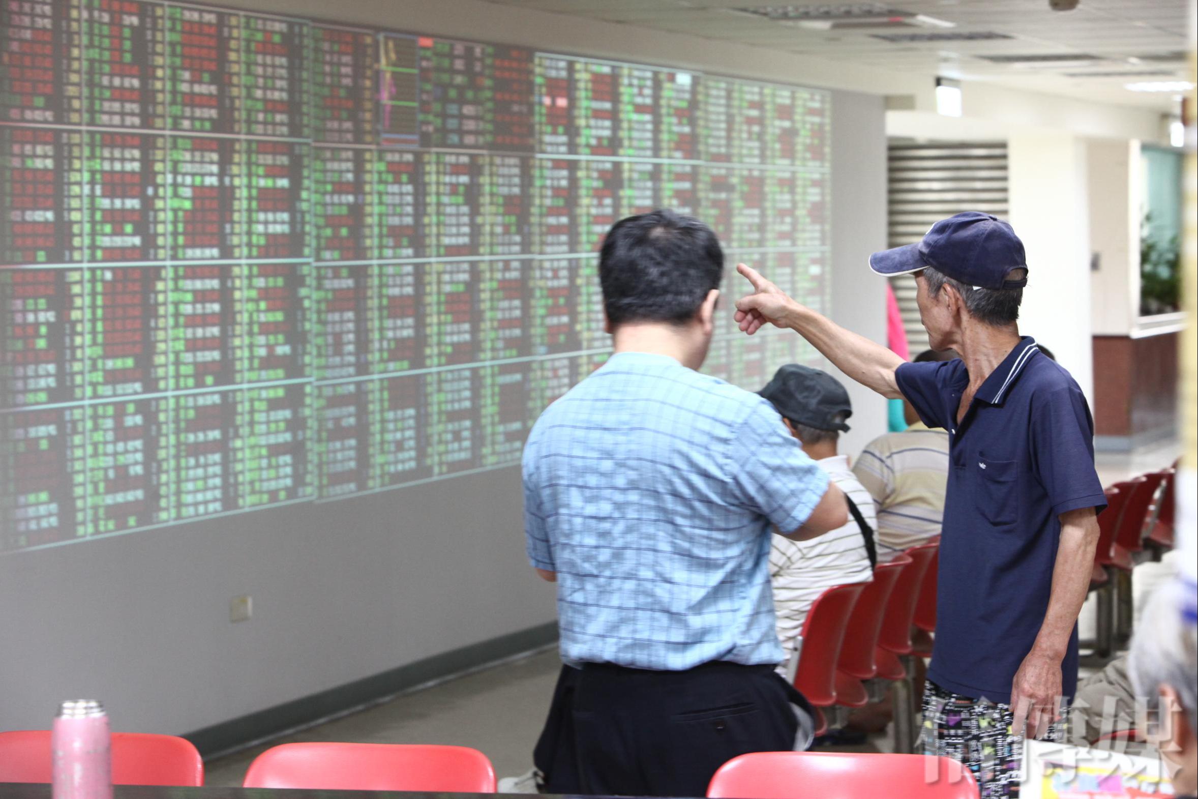 台股戰略》台股多頭攻勢何時再起？先觀察台幣何時由貶值轉為升值| 信傳媒