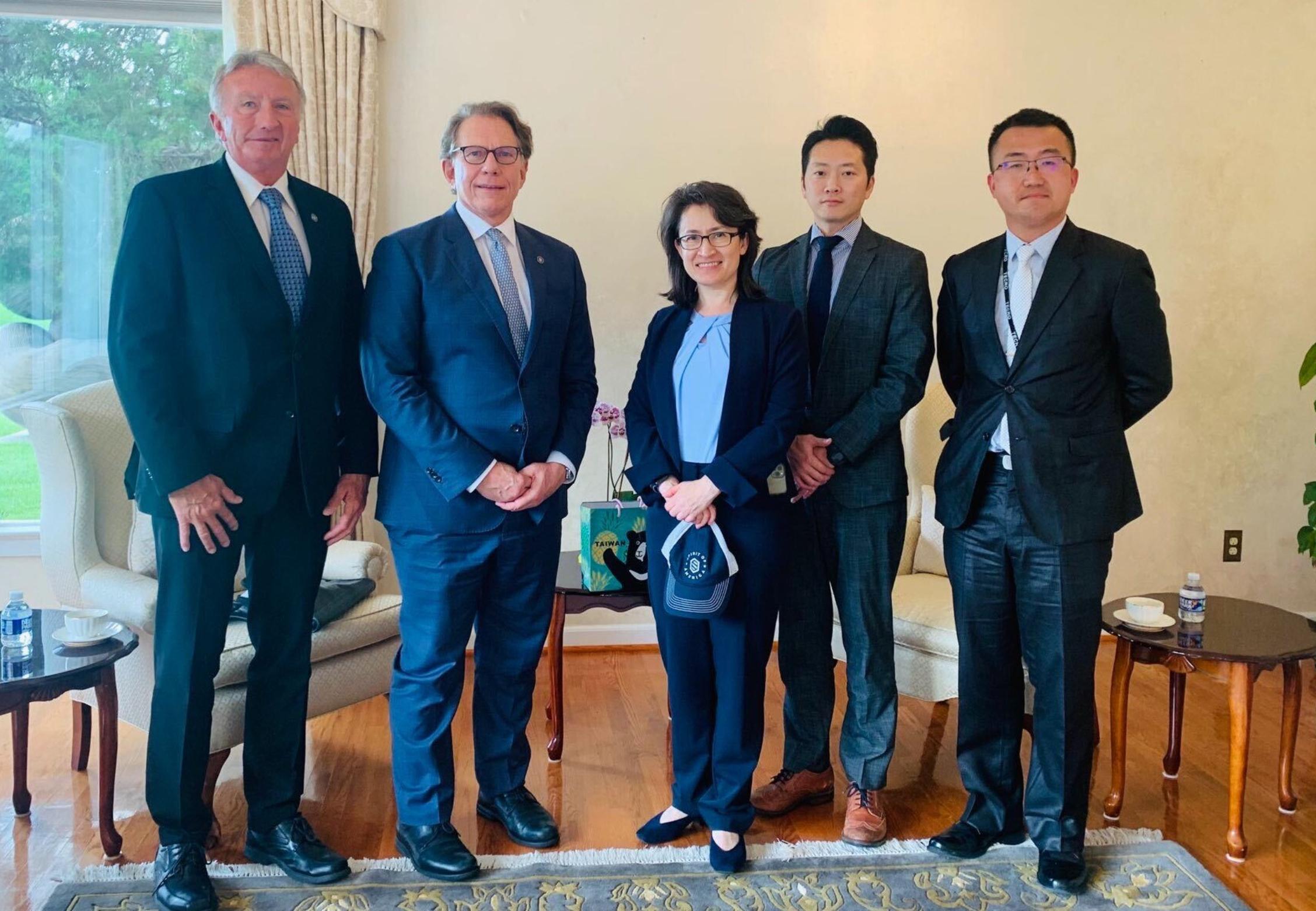 [討論] 戰爭狀態會變專制對吧？