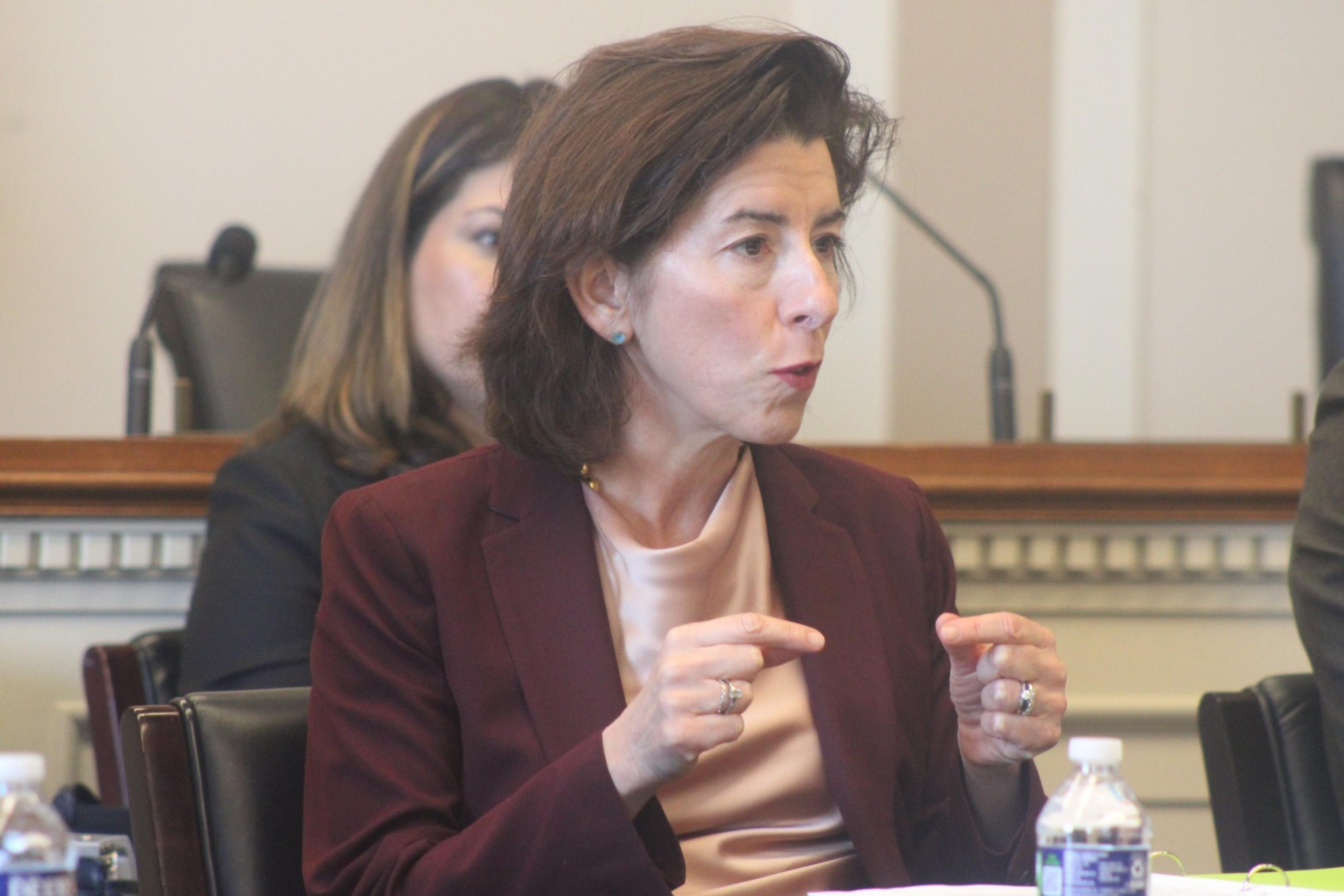 川普政府效率部領導人揚言嚴審拜登晶片法撥款英特爾已收到79億美元補助| 信傳媒